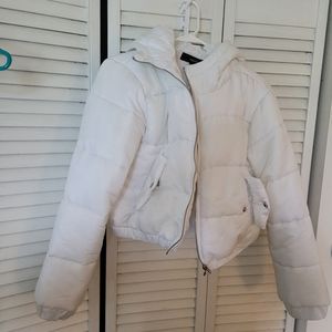 Forever 21 White Hoodie Puffer Coat size small
